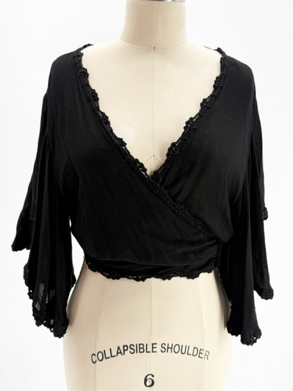 Z & L Europe black wrap long sleeve top M